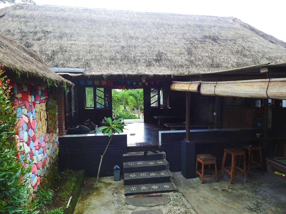 Mandala Hostel Ubud Buitenkant foto