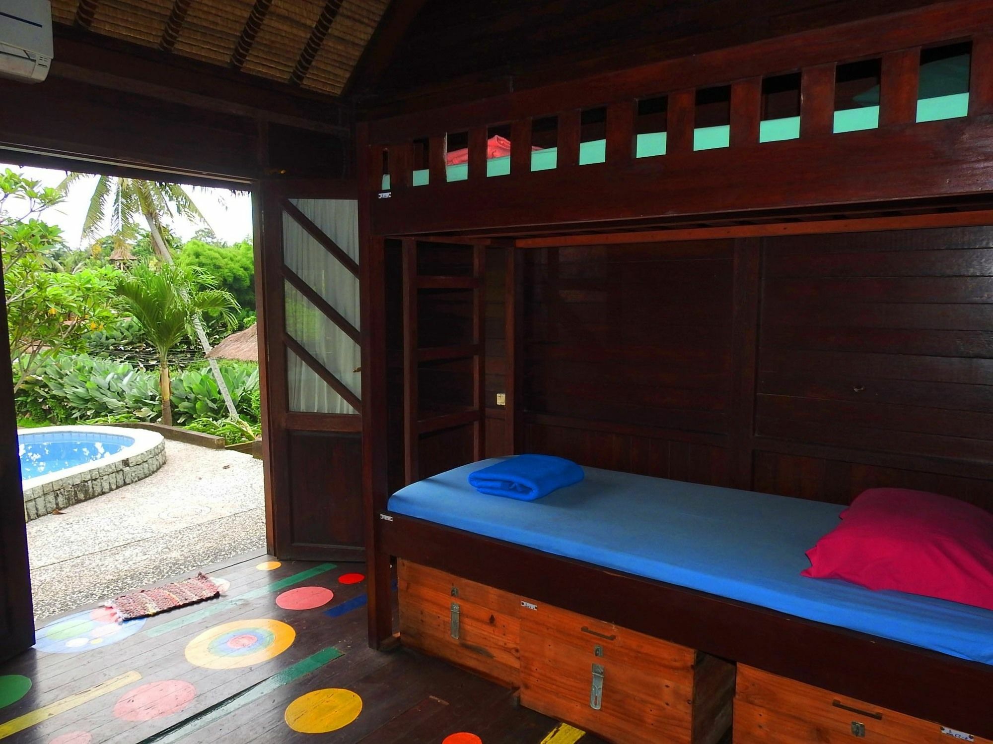 Mandala Hostel Ubud Buitenkant foto